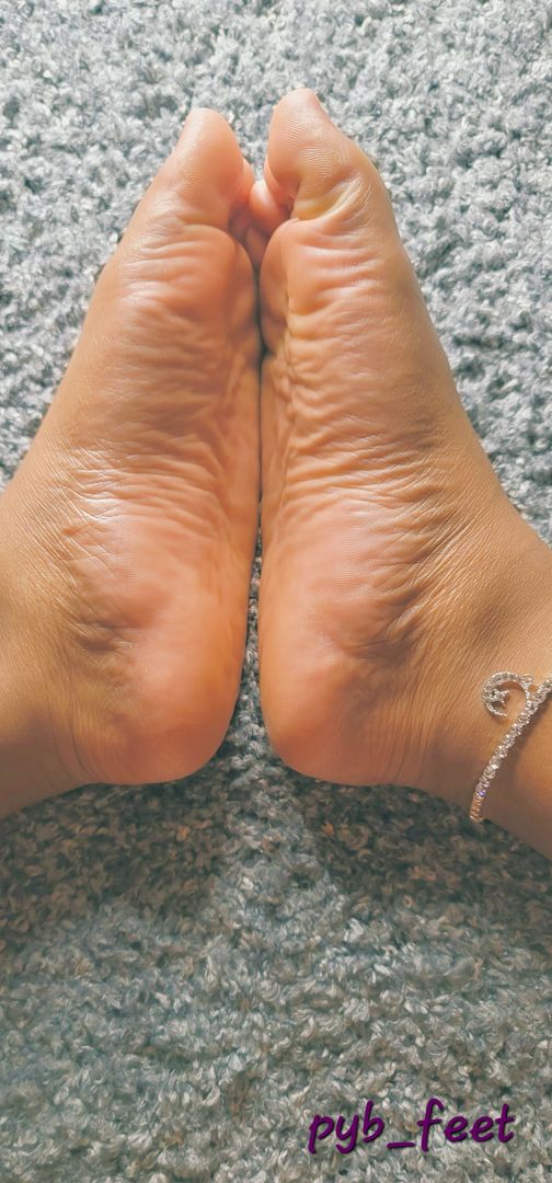 I bet you wished your dick was in between my soles 