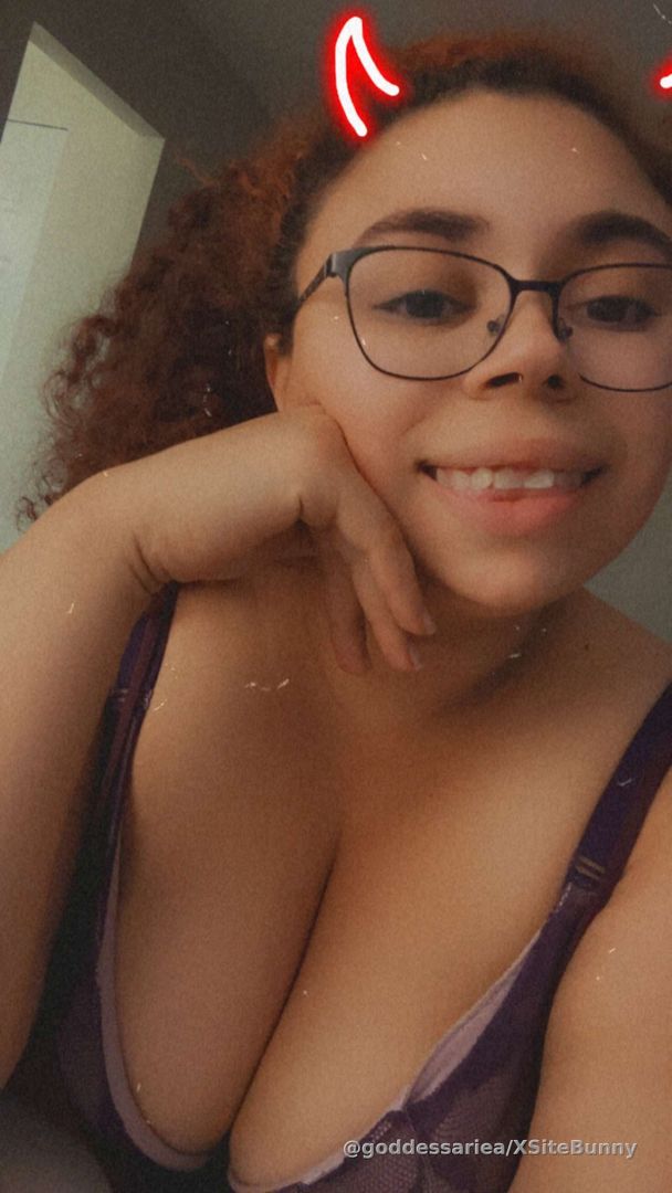 First post here 😘  stoned selfie 🍃 