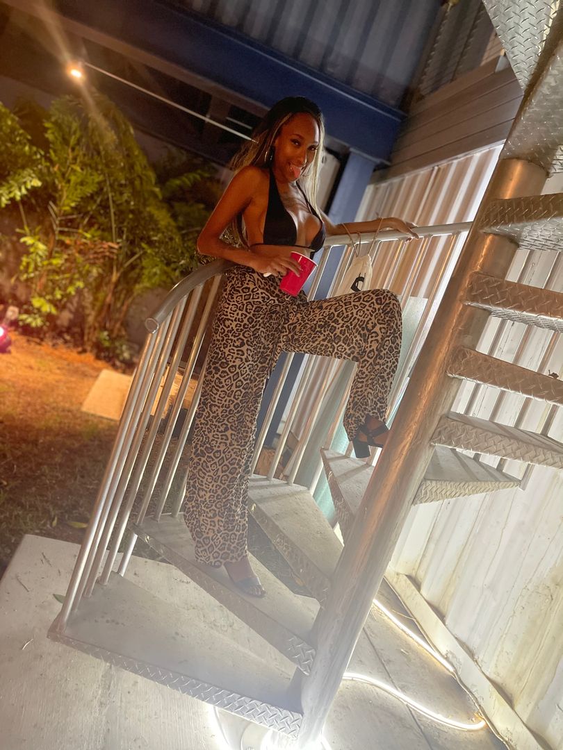 Your POV, you meet me at a party and I invite you upstairs. 