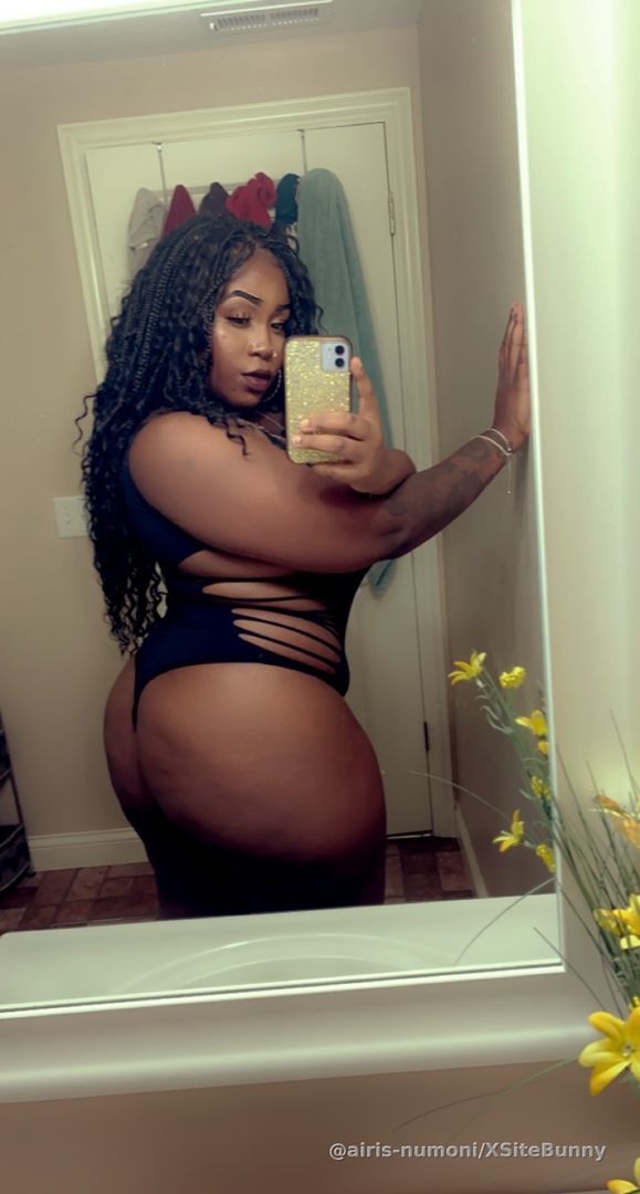 Black stripes, I need white ones to match em 😜💦😏