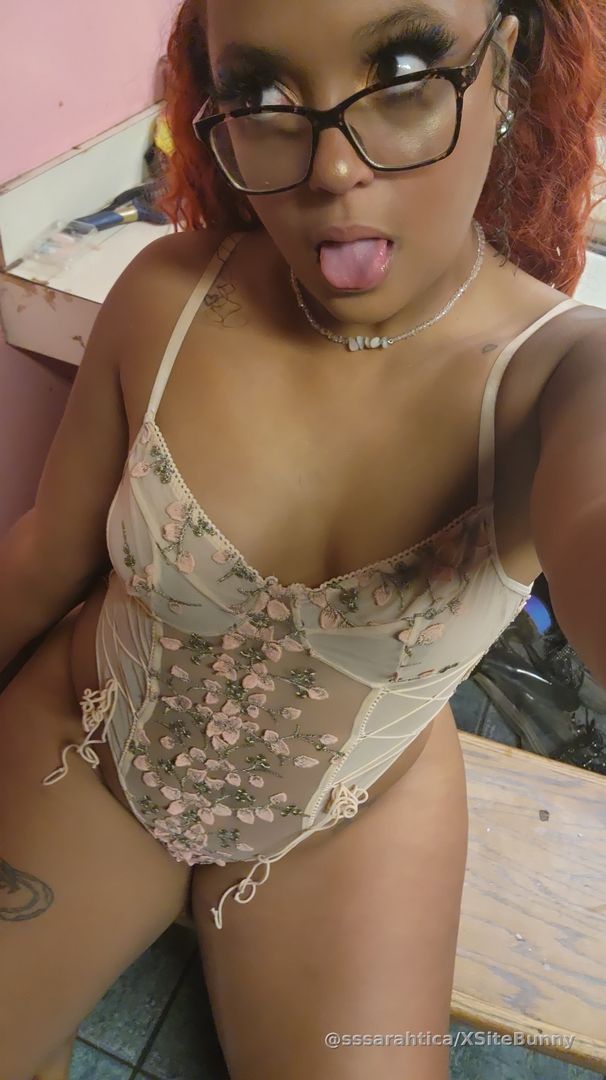 If you're not following me you should --> follow me. 

If you're following me you should --> DM ME

If you can't me my locked content --> subscribe, and see it ALL 

If you are already Subscribed you should --> DM ME your nudes so I can rate them 😘