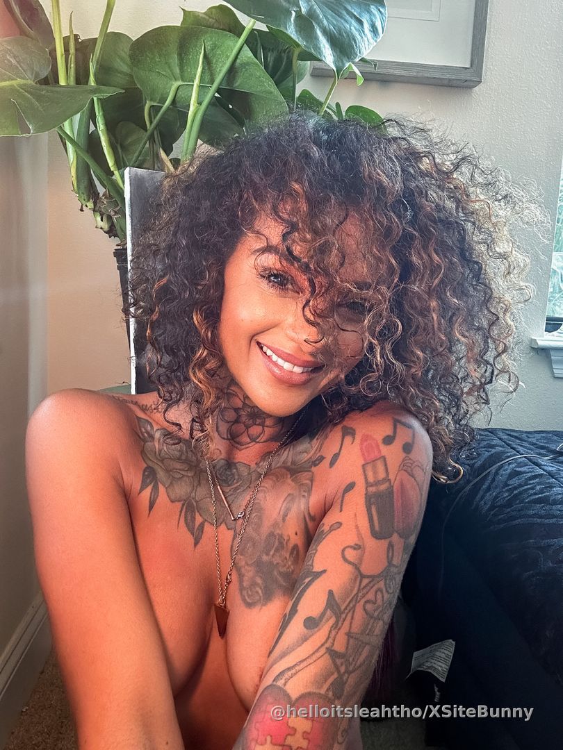 Toes in my mouth 🥵