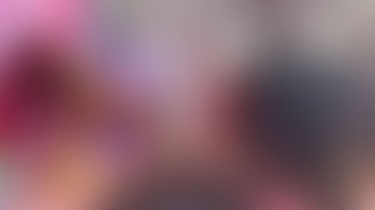 I had a threesome with bae and her friend. Shes on tv and she helped fae make me cum😩