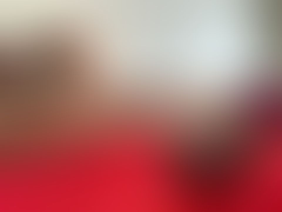 fenty…leve me lone. stop tuggin at my silk drawers😜😜😜