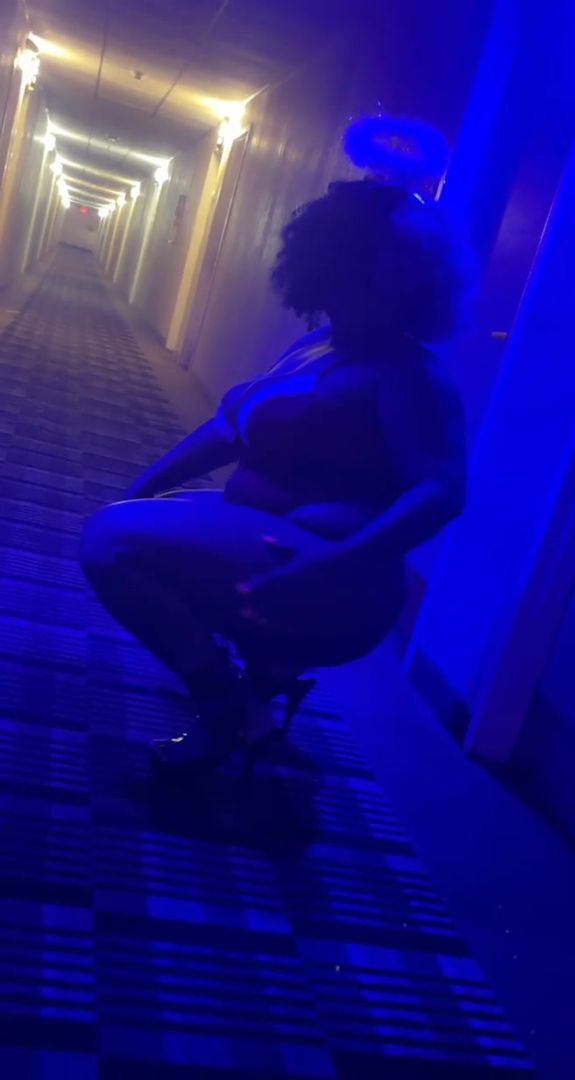 Mrs. Claus is feeling naughty 🤶🏾😈