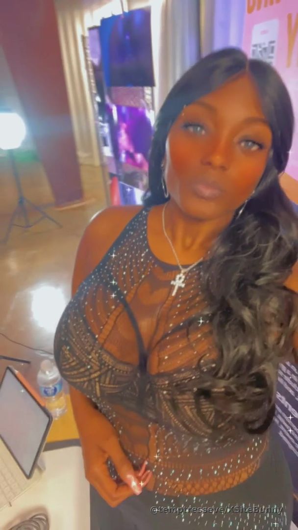 Diamonds are a Boobs best friend