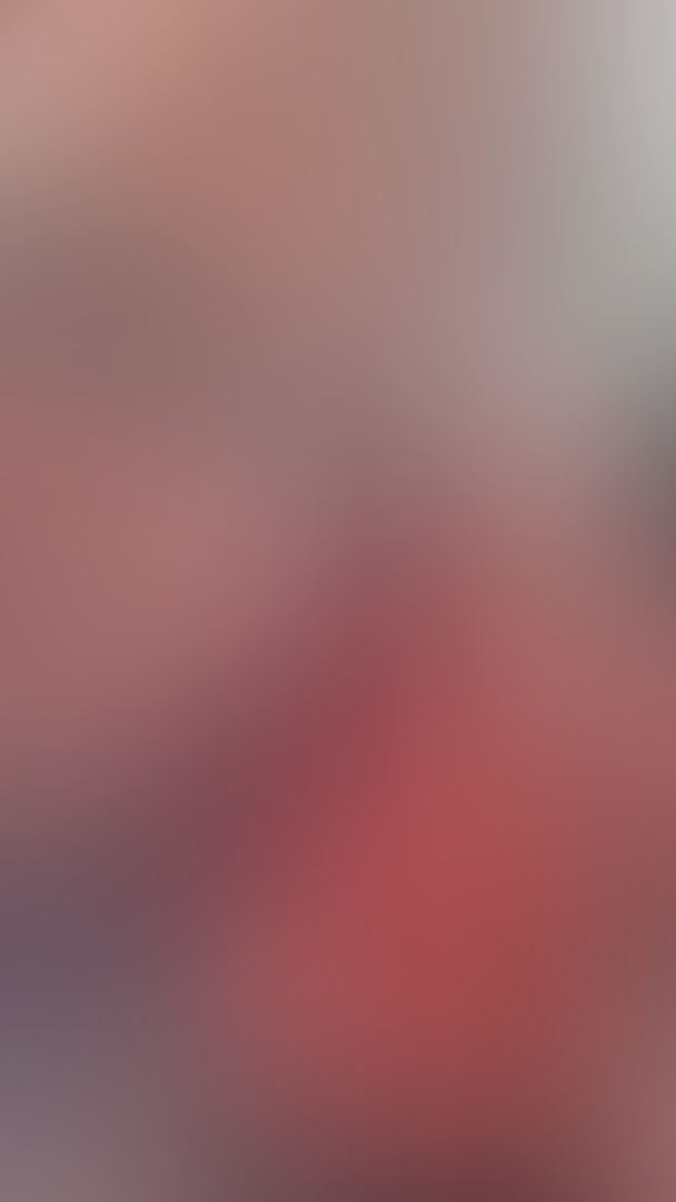 It was such a nice day outside so I sat in the grass and my pussy got wet! Nothing turns me on like good weather 🌞