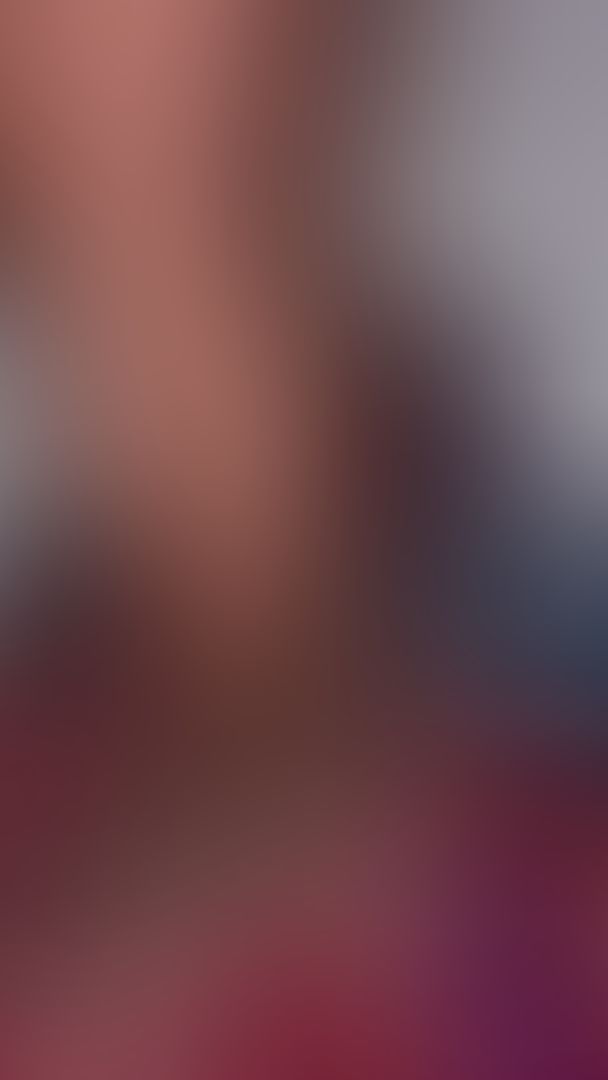 I love playing with my pussy for you I need a volunteer to talk me through my next NUT 
See how succulent and wet my pussy is for you I just needed your tounge and amazing dick under the Christmas tree 🎄

 Sliding in and out until you paint the inside of my pussy be my  Picasso 😏🎥 9 mins 

