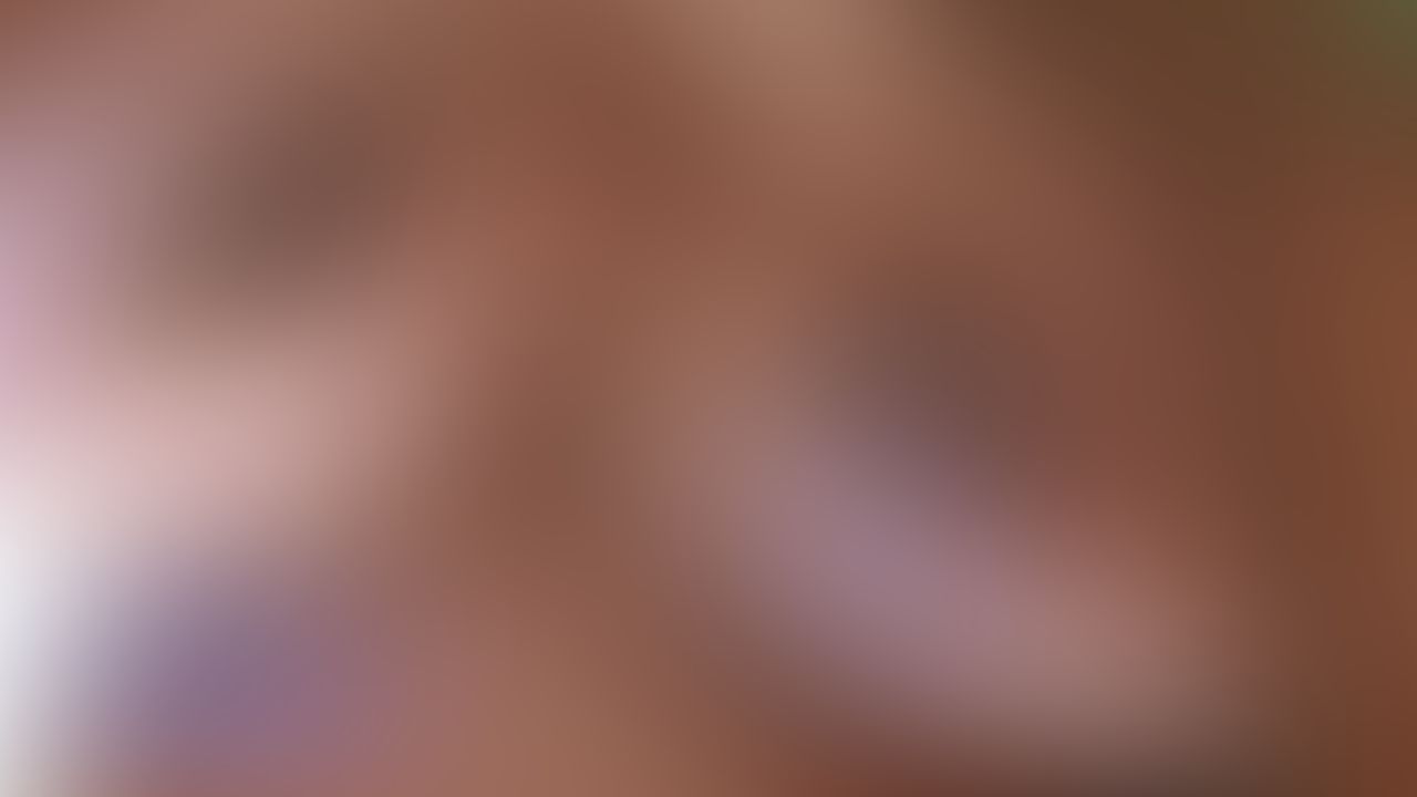 A cute 15 seconds of my tits is all you need to get through your day.

#Titworship #boobs #ebony