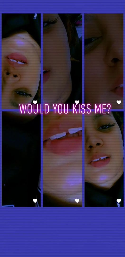 My lips are soo kissable, don't ya think?