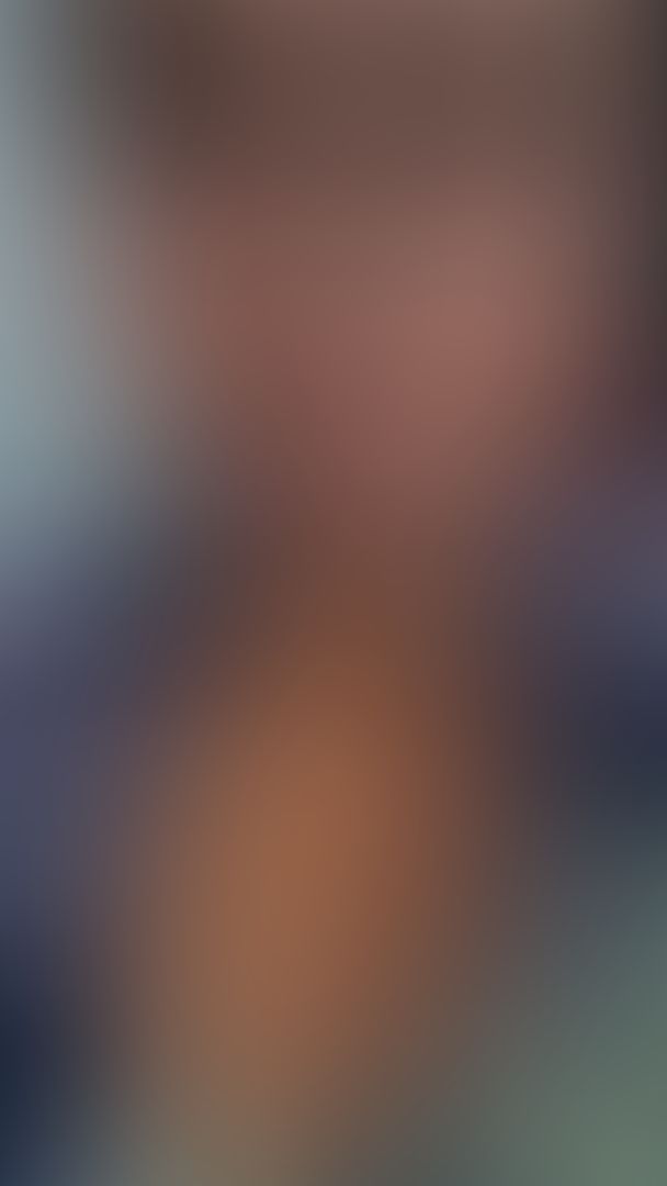 Entertain me with your dick while I have my sesh ✨ OH WAIT. I forgot it’s nonexistent 😂 😏 