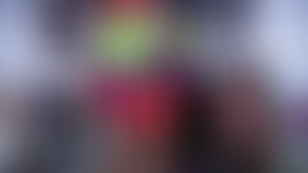 Angel Red SUCKS IT SO SEXY!