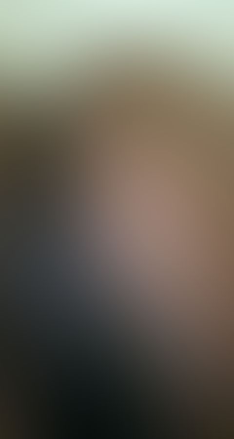 Let me sit on your face 👅🍑