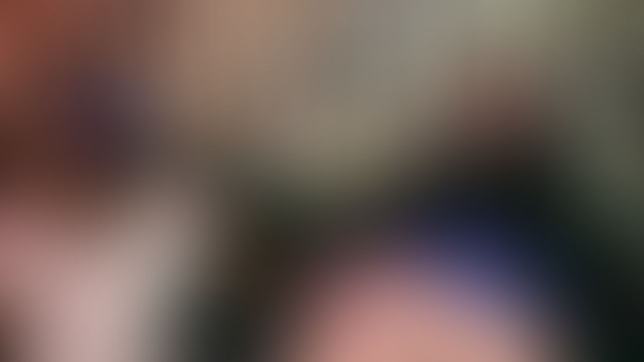 DIXIE LYNN GET NAUGHTY IN THE CLUB 