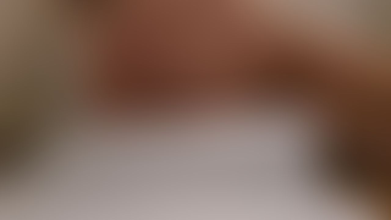 •Mega Log On The Floor•
💩
This fat log was pushing against my asshole for hours before I finally let it out for you. It felt so good to feel it push its way out of my little ass and onto the floor! Includes replays, so you catch every last... second ;)