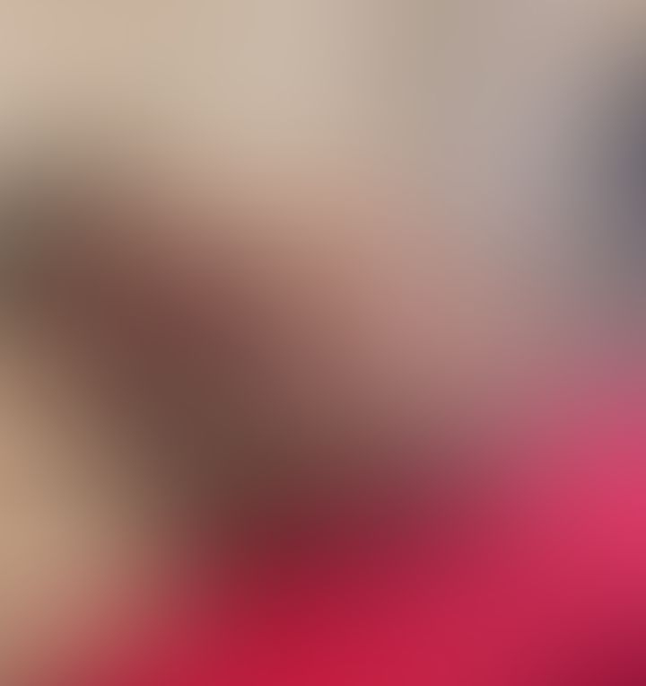 He hit it raw and couldnt handle the pussy.. had to bust on my face quick