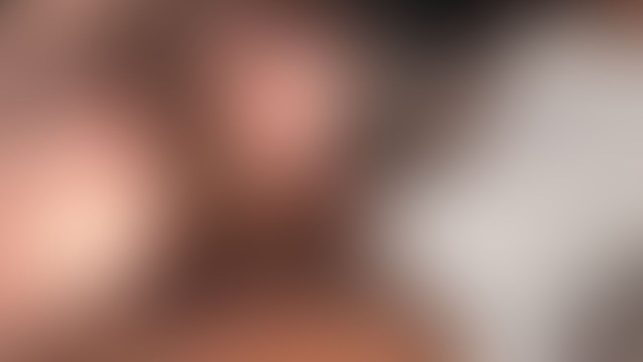 Went to Avn Vegas and I was invited to Nicole Rae penthouse…. To my surprise they’re other guys inside…. What do you think happened 