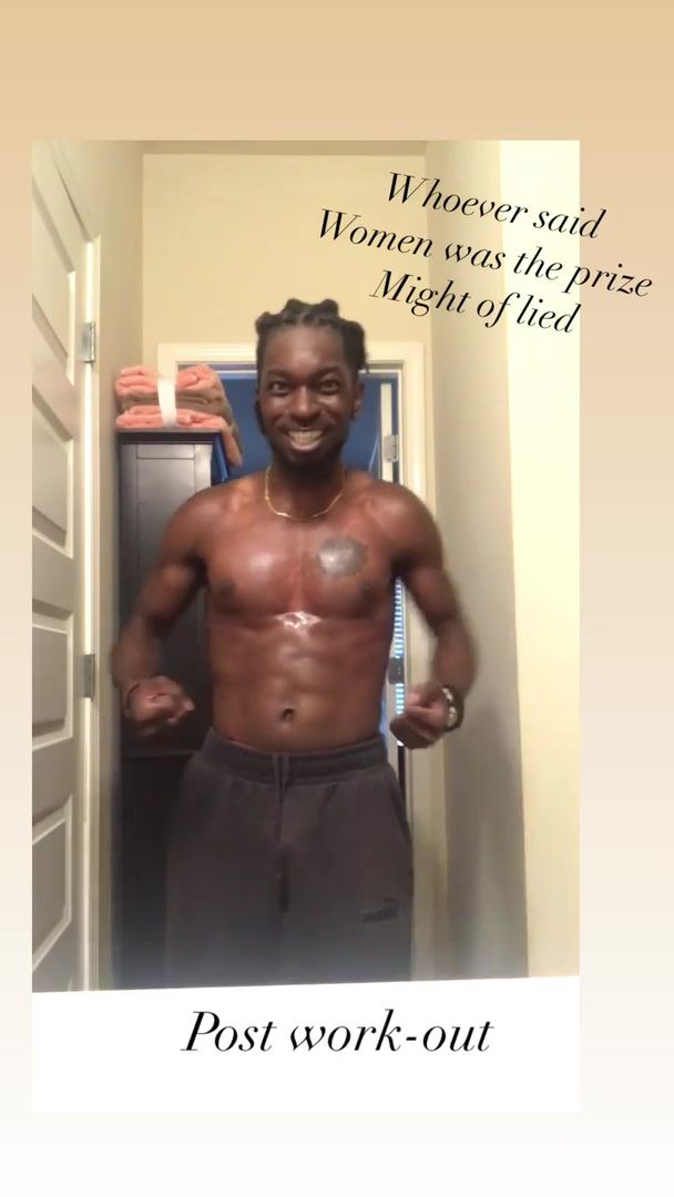 Post work out feeling myself I hope you are too 😁