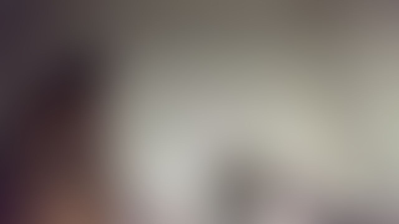 She keeps running and saying her leg caught a cramp but I still kept drilling that pussy 😁🍆