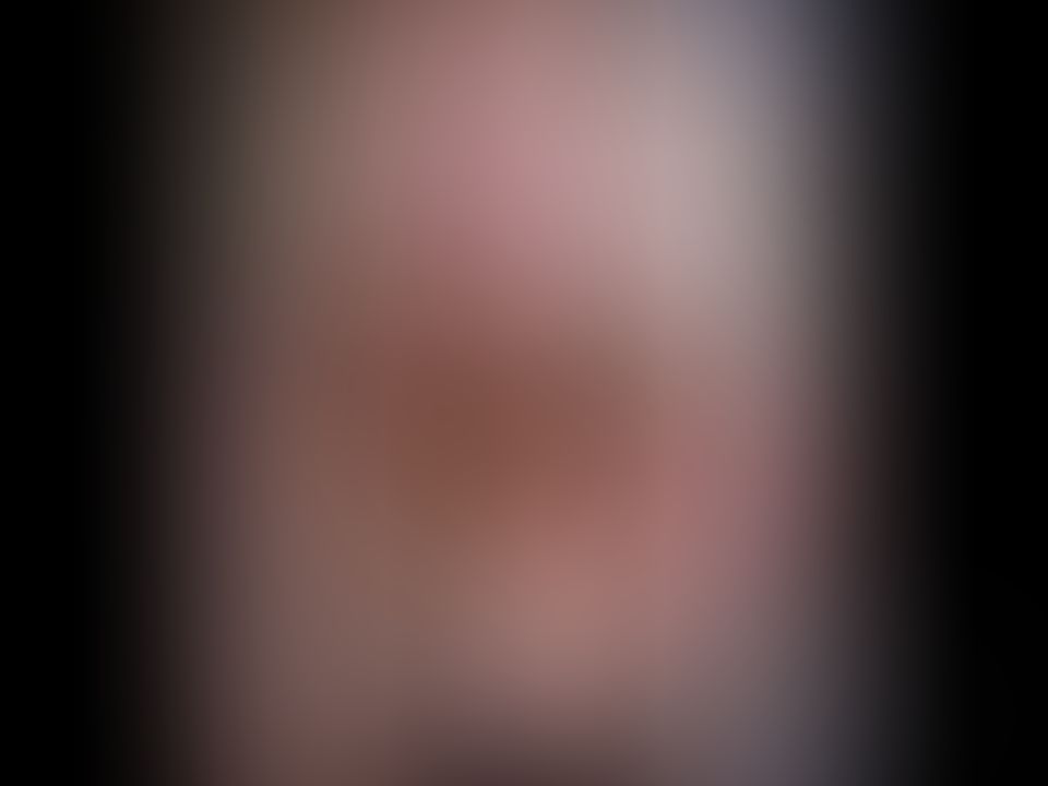 Sexy MILF Nikki Masturbation