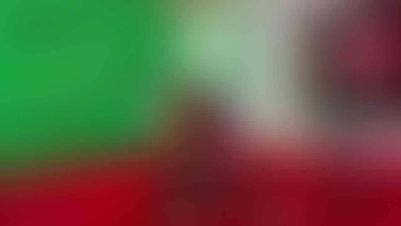 Zeta Banx Rides Dildo!