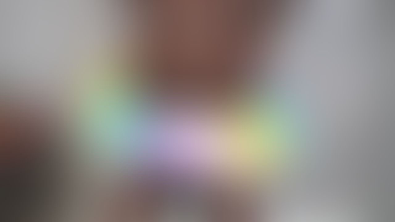 Some throwing training along with ass play. 