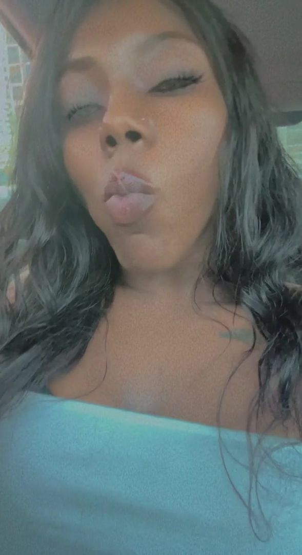 Your the 🌭, imagine me eating you like that 