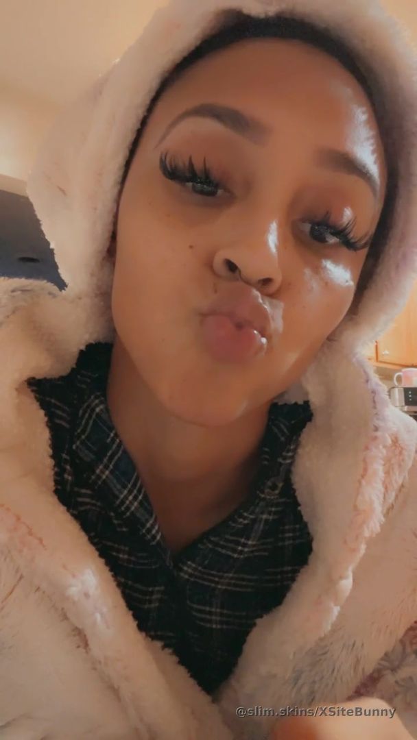 Thirsty Thursdays 💜🌈🦄 