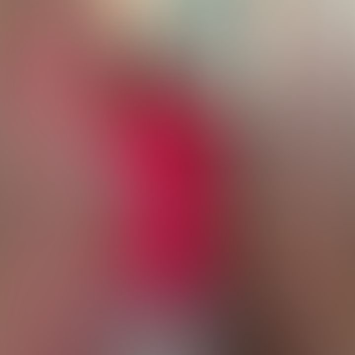 Chill in the jacuzzi wit juicy 