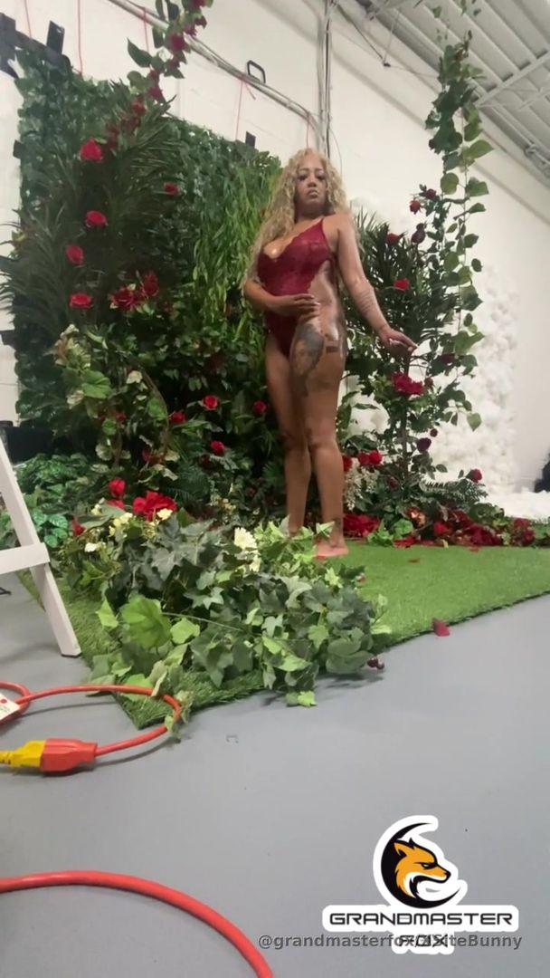 FREE PEEK: BTS with LALA + Some Topless Material

Dont say I never gave you anything!!!