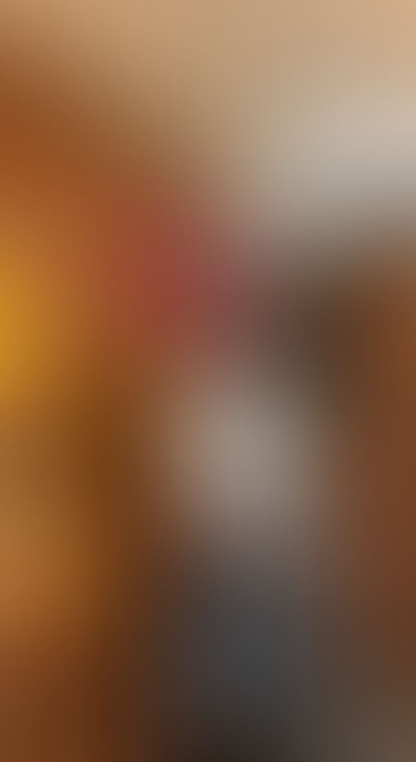 I cook and clean.. want me to make you dinner? Maybe stay the night and make breakfast.. 

What’s your favorite meal of the day? 