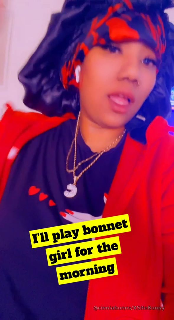 Good morning for me probably good night to you 💋what would you do if I was at your door dressed like this e”

A)Bonnet 

B)fishnets

 what’s your preference? I want to know 