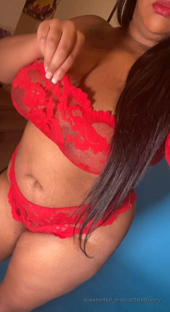 My curves be curvin 😏💯😍