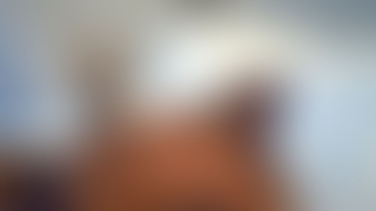 I get hot waxed pour all over me!