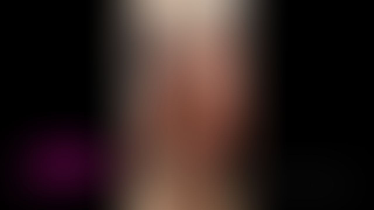 2 sluts fucking in a public restroom trailer