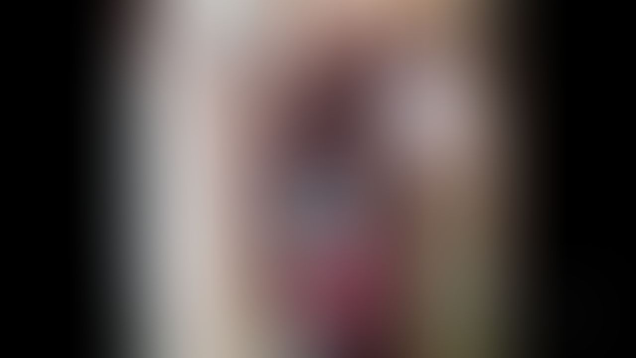 Watch me play in chocolate syrup. It felt amazing between my toes! 