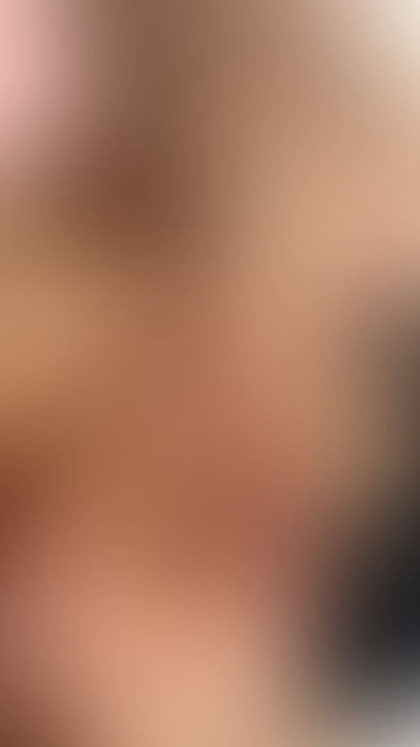 Pretty face with pretty tits💕